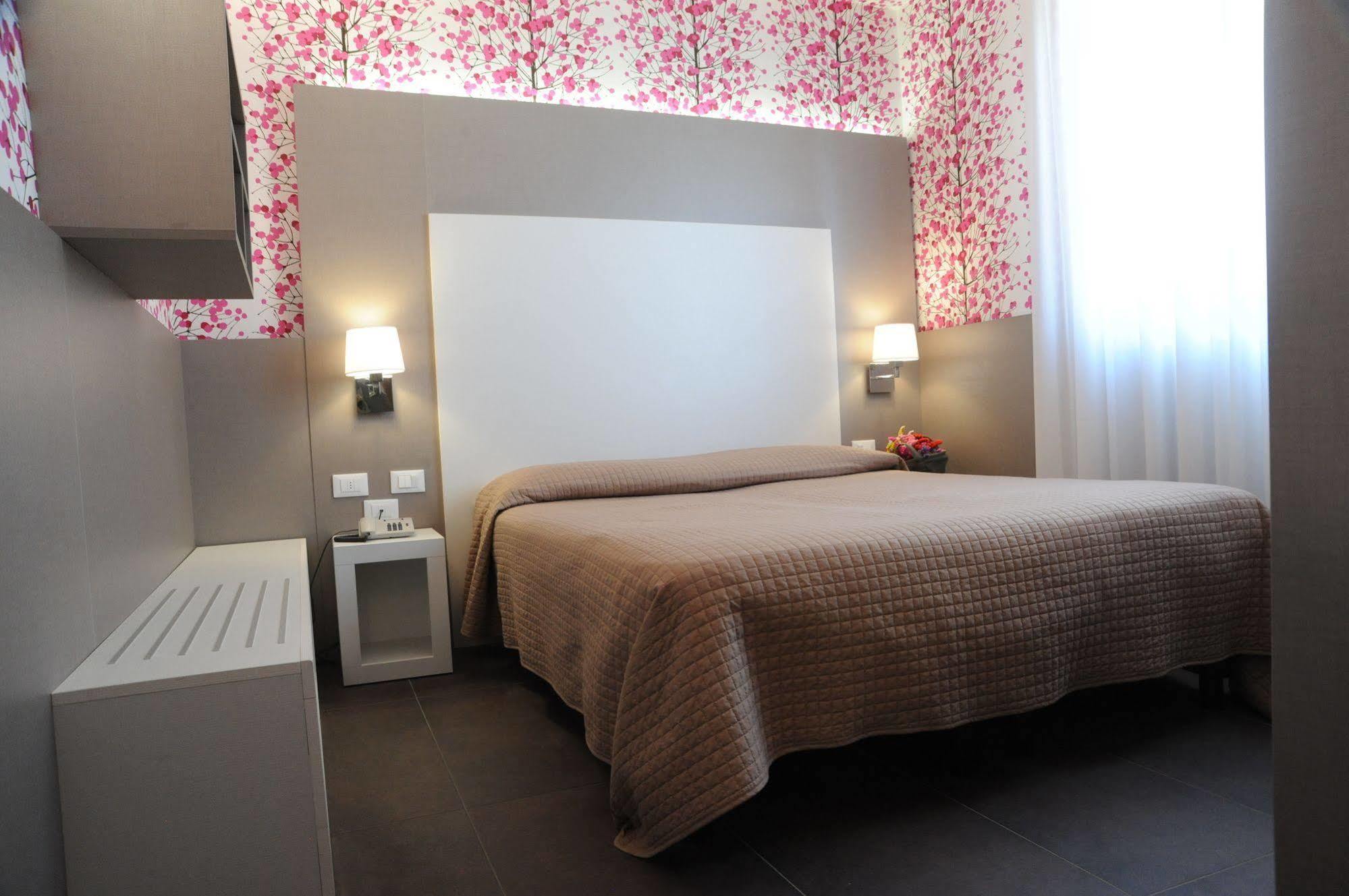 Hotel Astoria Ravenna Esterno foto